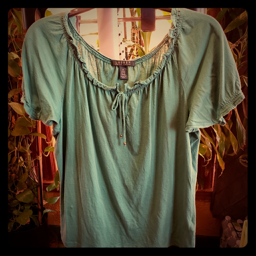 Short sleeve  wide neck top